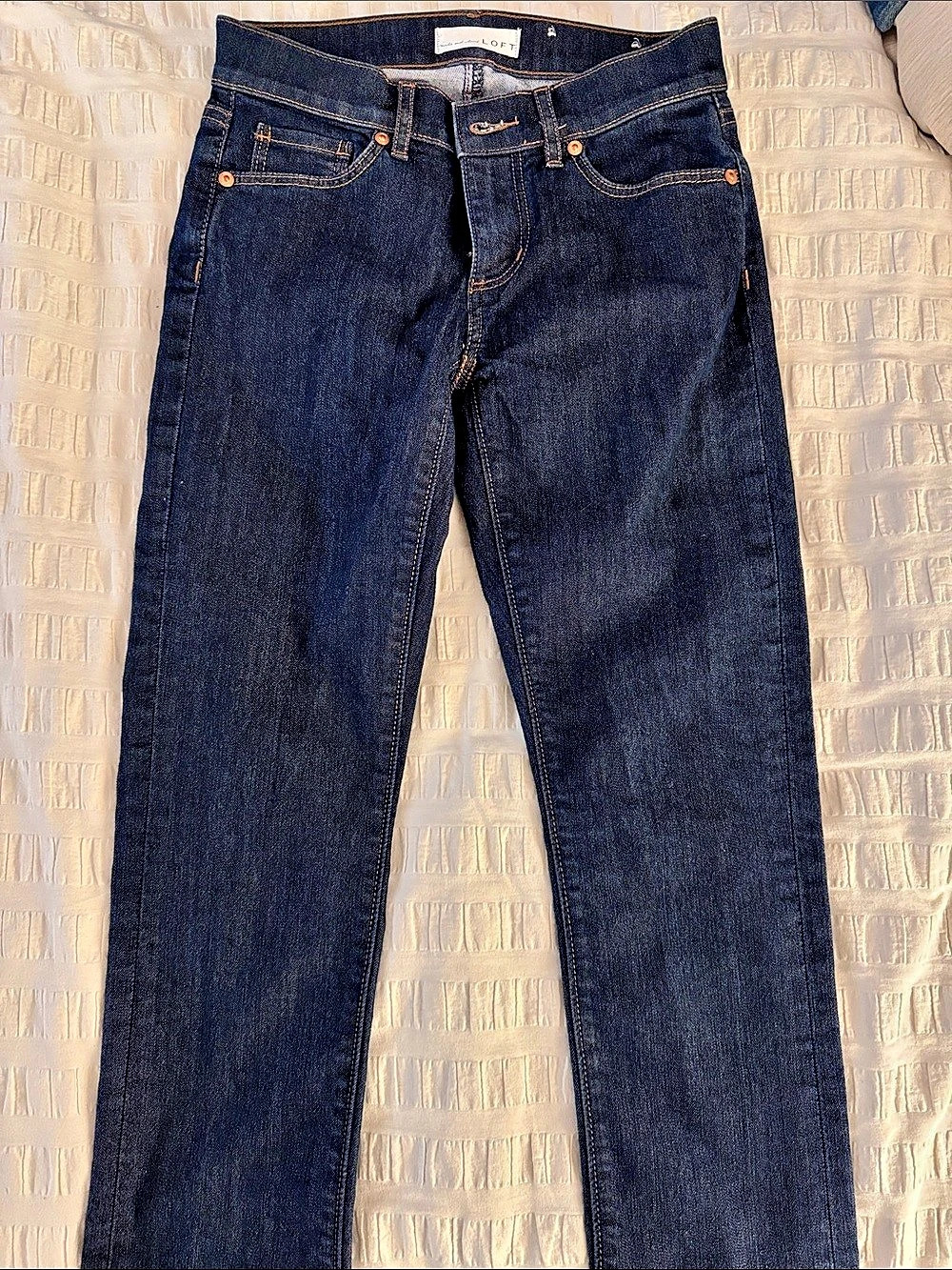 LOFT Modern Straight Jeans Straight Leg Jeans in Blue Waist 24 Like New